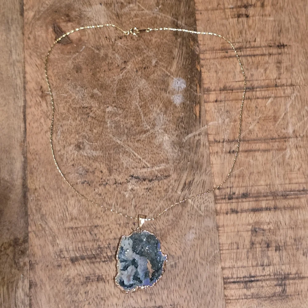 Sold - Picture 2 of 12